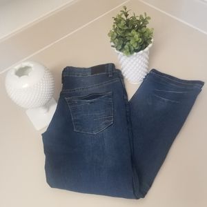 TRUTH.SUBSTANCE COMMON SENSE JEANS